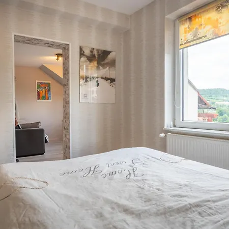 Domino - I * שצ'קלארסקה פוראובה