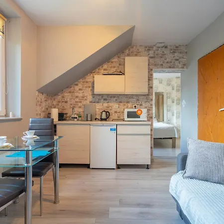 منزل للإقامة Domino - I شكلارسكا بوريبا