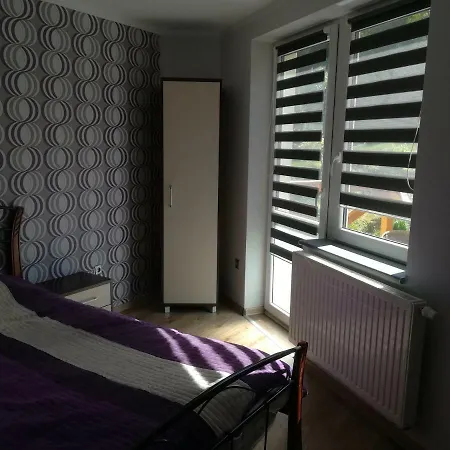 בית אירוח Domino - I שצ'קלארסקה פוראובה