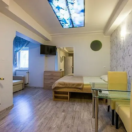 Domino - I בית אירוח