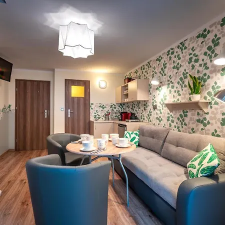 Domino - I * شكلارسكا بوريبا