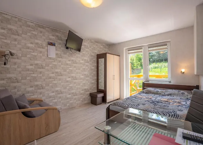 Domino - I Privatunterkunft