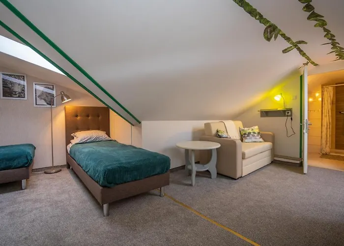 Domino - I * 스클라르스카포렘바